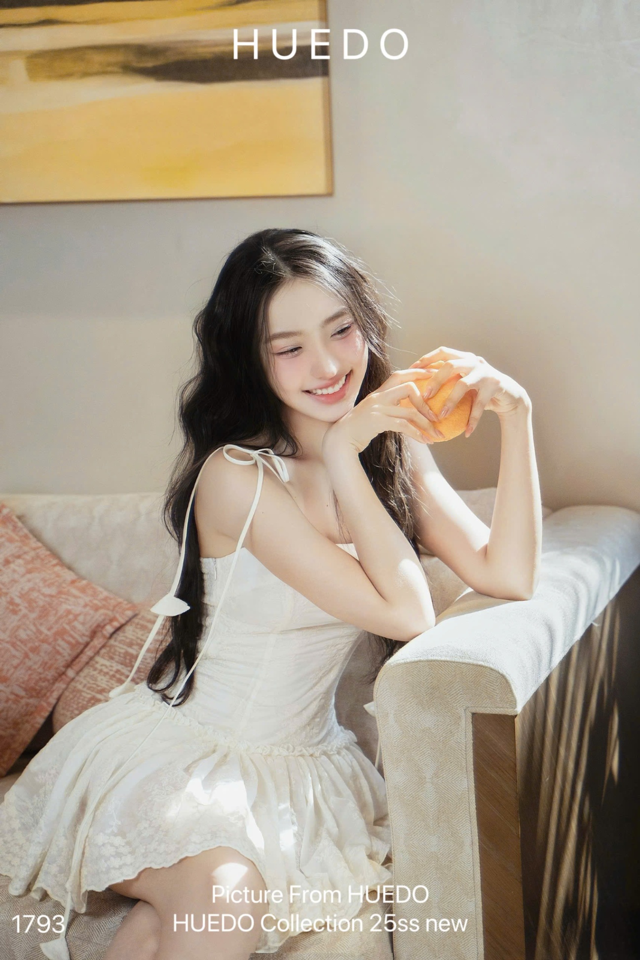 V1793 - ĐẦM REN XÔ NGẮN