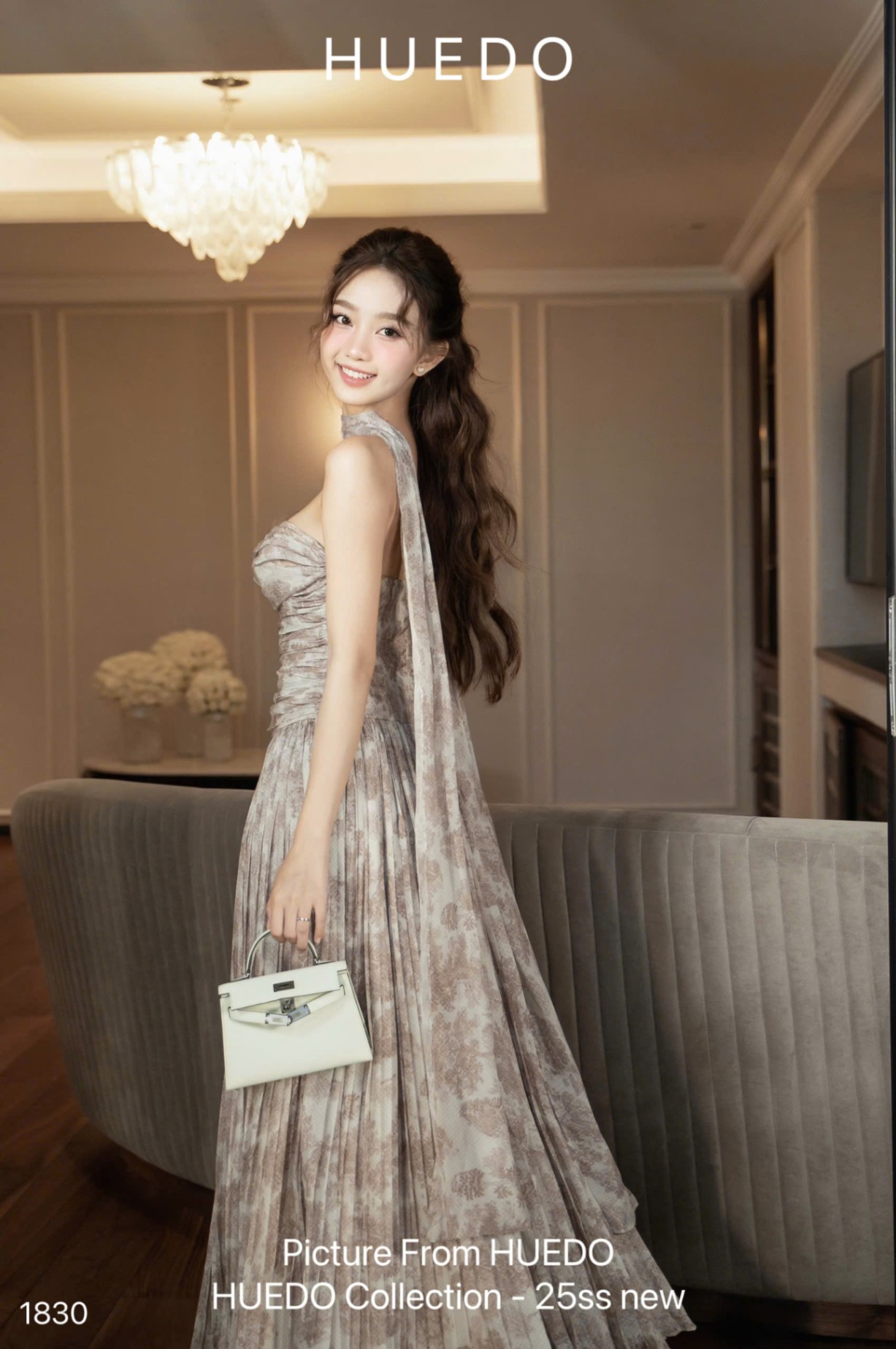 V1830 - ĐẦM NHÚN DẬP CUP KHĂN