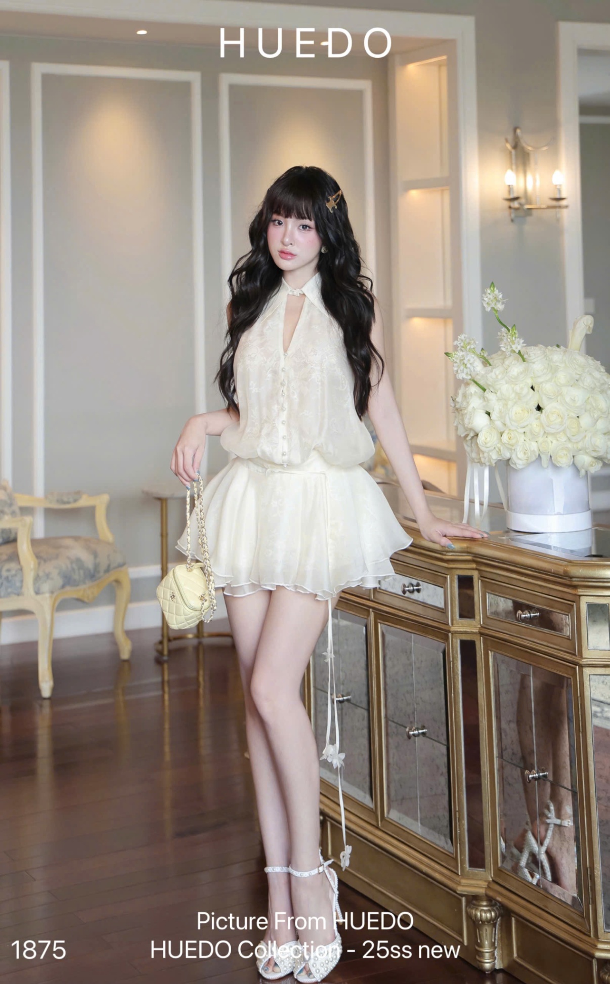 V1875 - ĐẦM SN CỔ SM BO EO NÚT NGỌC TRAI