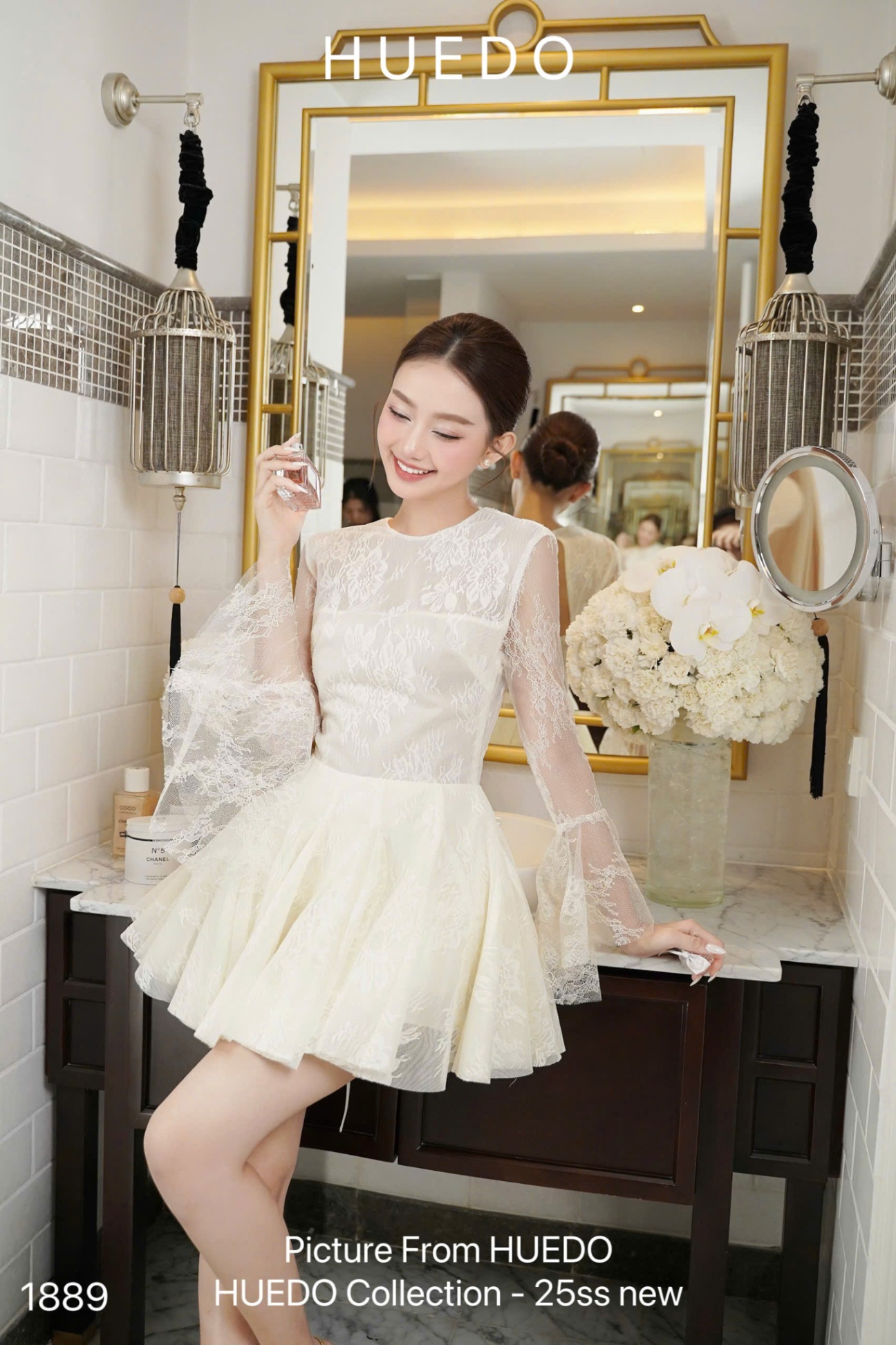 V1889 - ĐẦM REN XOÈ CUT LƯNG