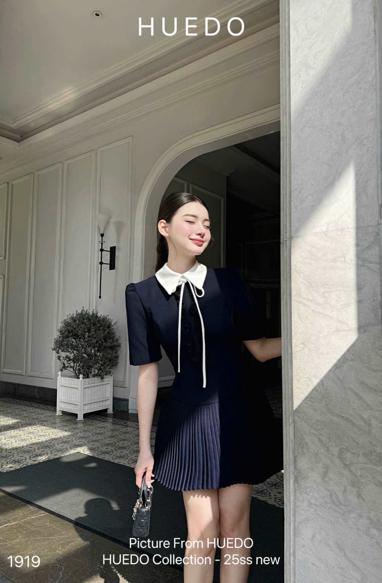 V1919 - ĐẦM PHỐI CỔ DẬP LI