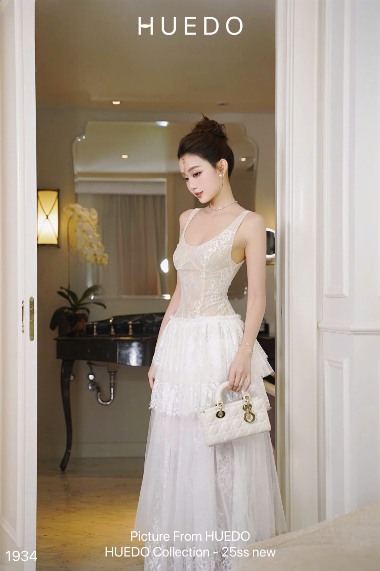 V1934 - ĐẦM DÀI REN TẦNG