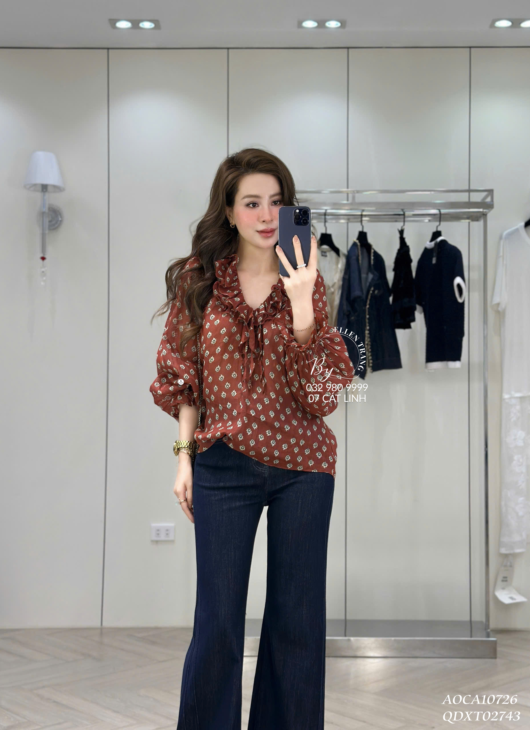 ÁO CAM NÂU CỔ BÈO TAY BO CHUN HỌA TIẾT HOA TRẮNG