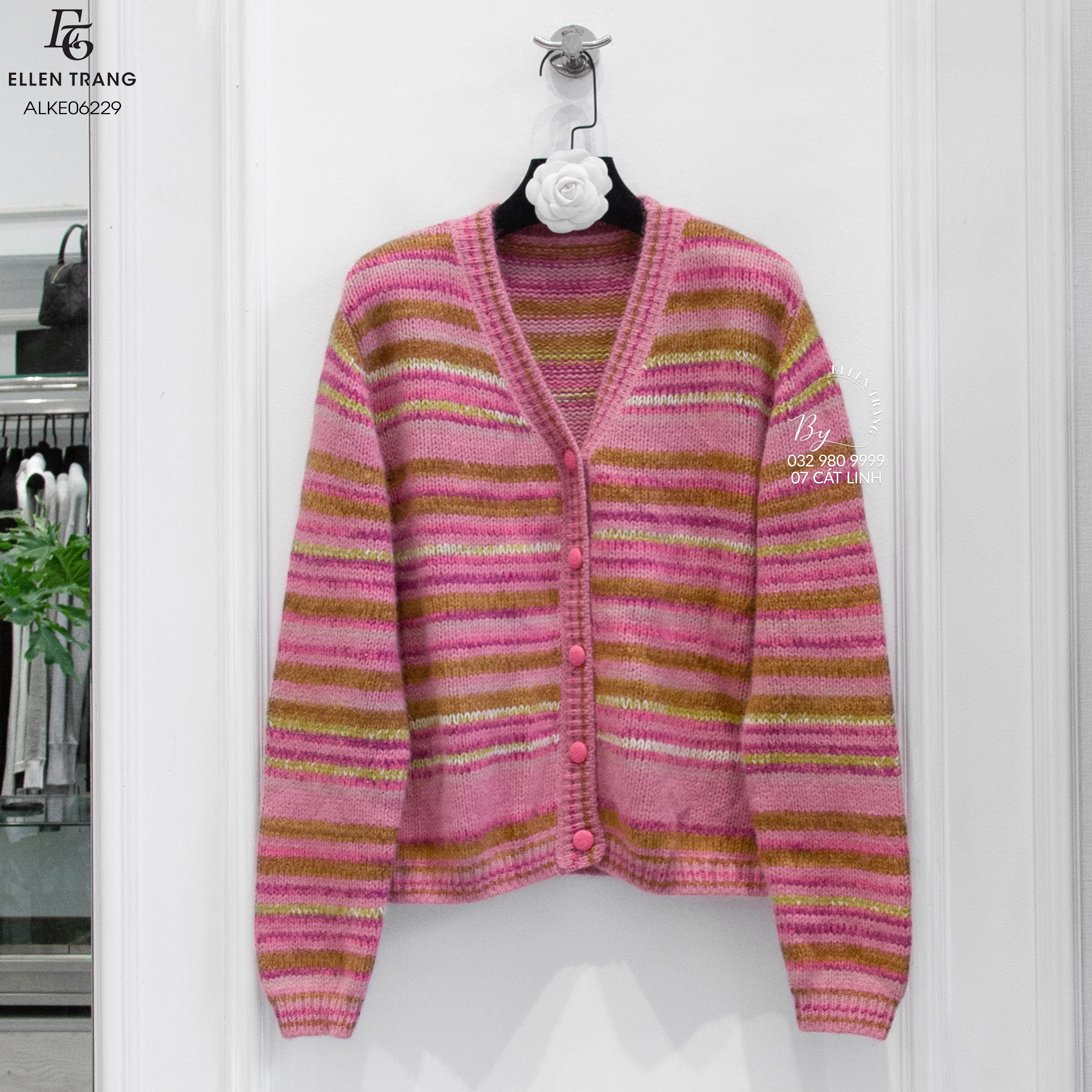 ÁO CARDIGAN HỒNG KẺ NÂU CÚC HỒNG
