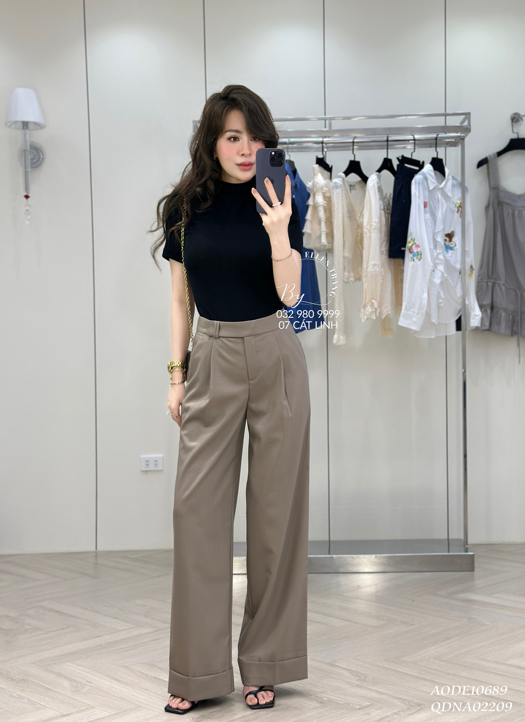 ÁO ĐEN TRƠN CỘC TAY CỔ 3 PHÂN