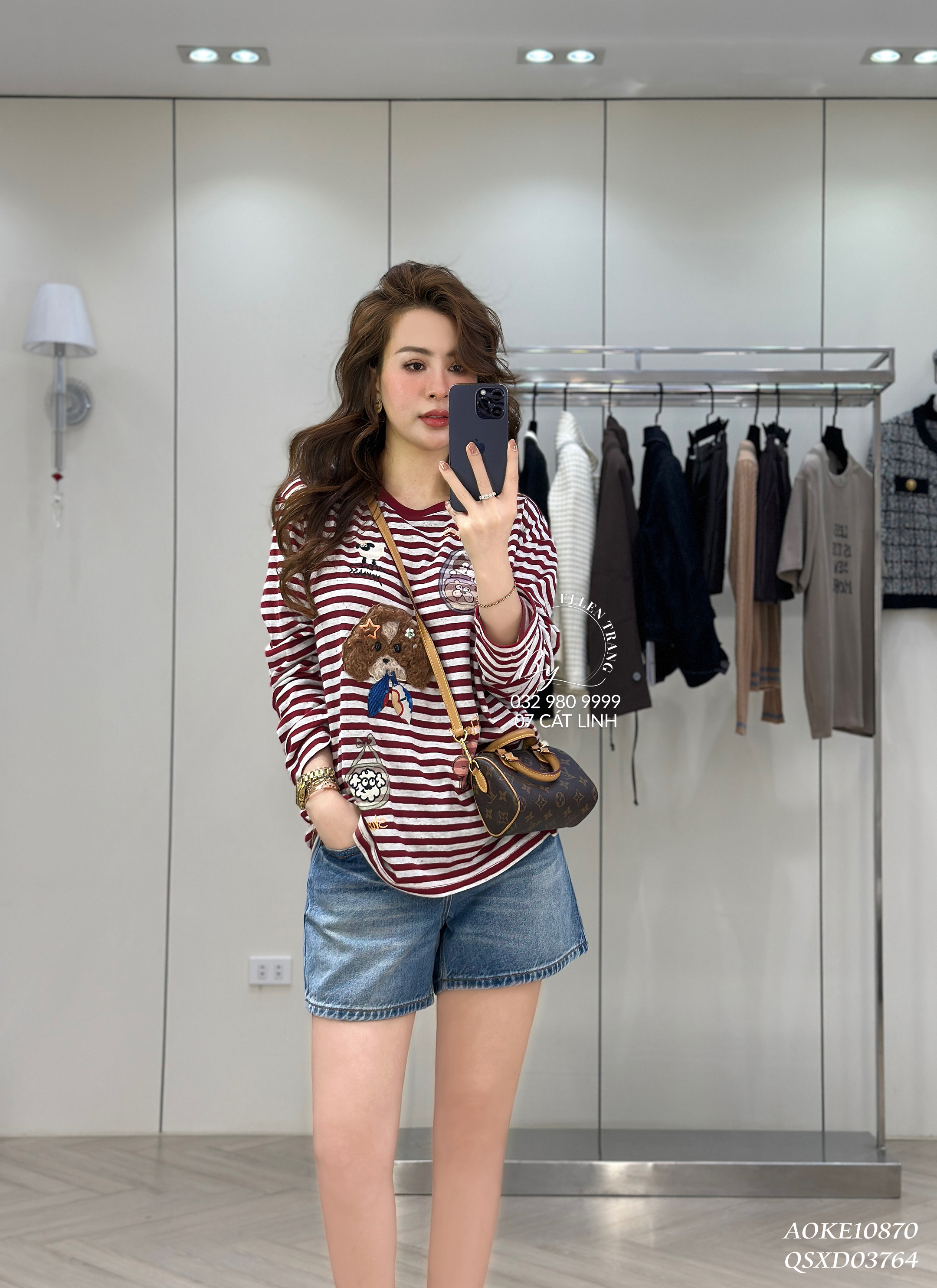 ÁO ĐỎ KẺ HÌNH CHÓ VÀ CỪU