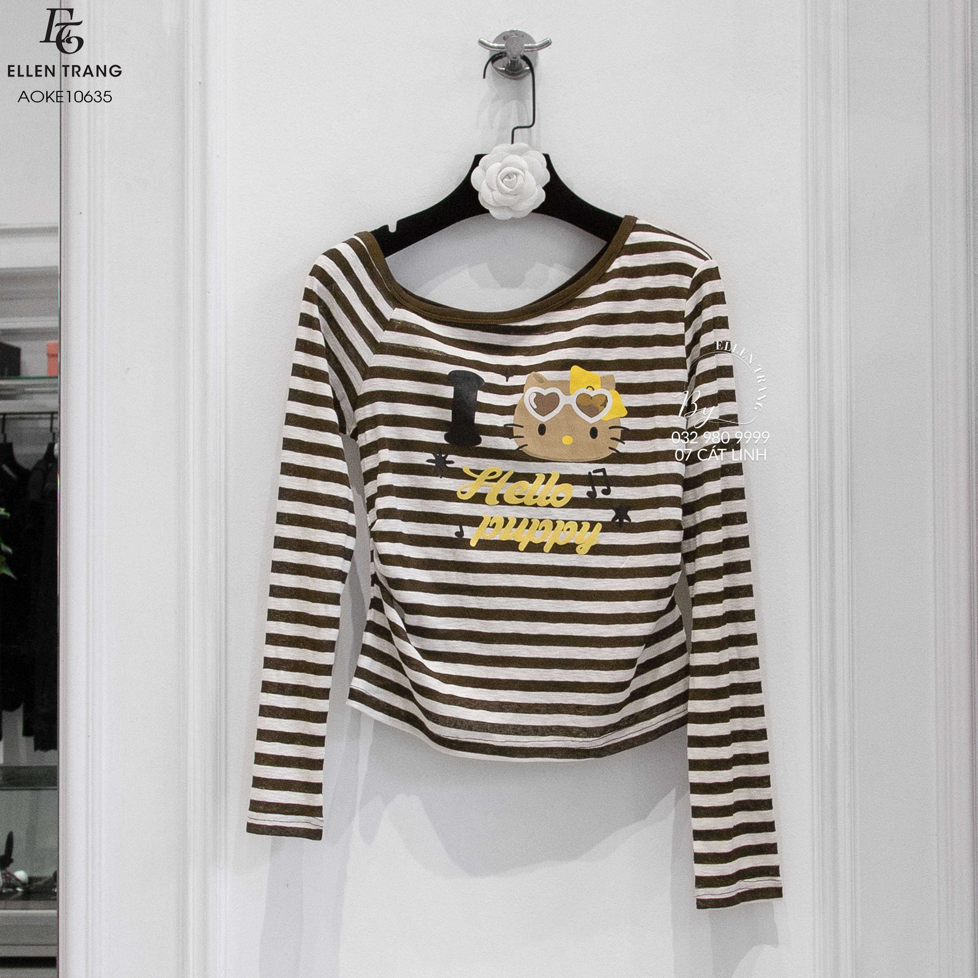 ÁO KẺ TRẮNG NÂU LỆCH VAI HÌNH HELLO KITTY