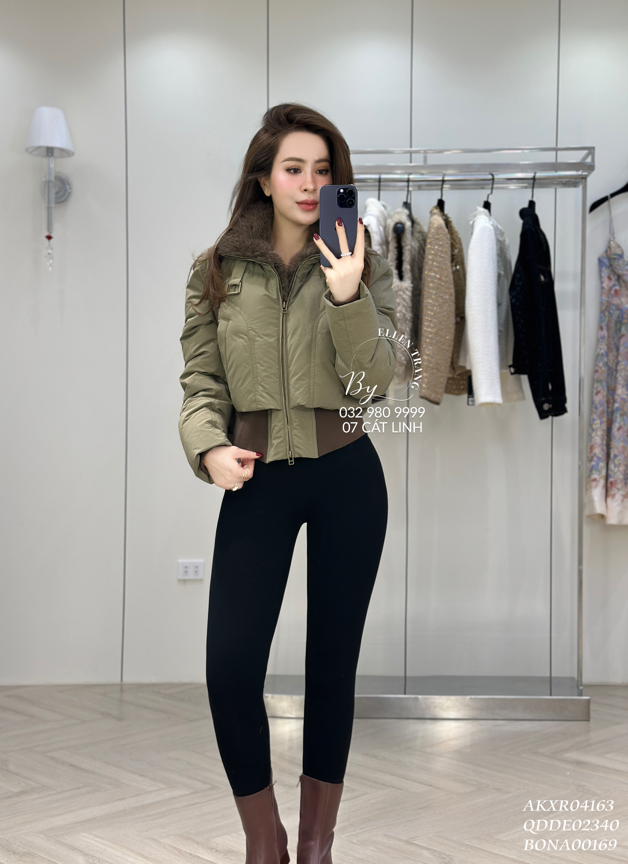 ÁO KHOÁC XANH RÊU LÓT LÔNG NÂU ĐAI Ở CỔ