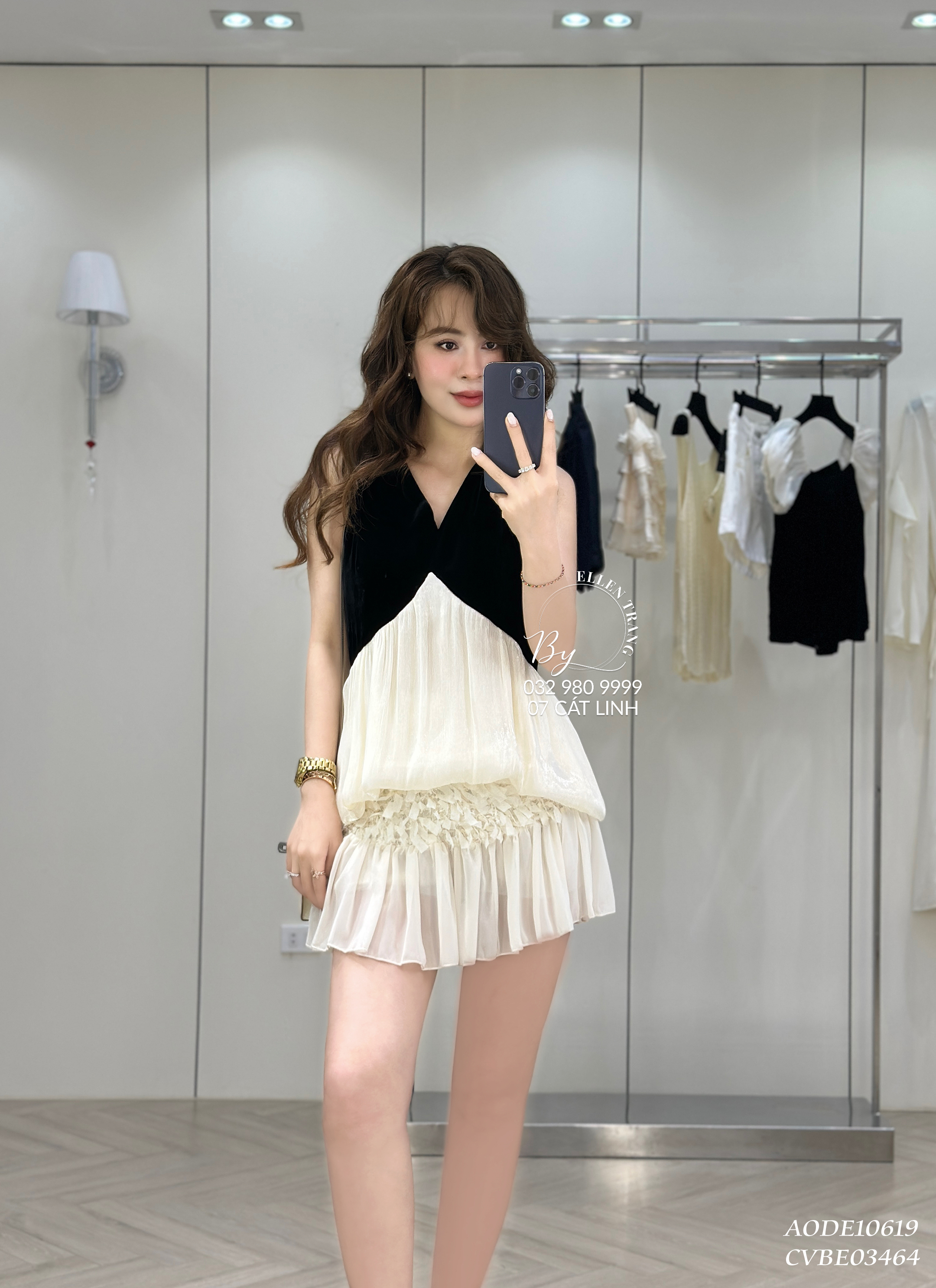 ÁO NHUNG ĐEN GẤU BE KIM TUYẾN KHOÁ SAU