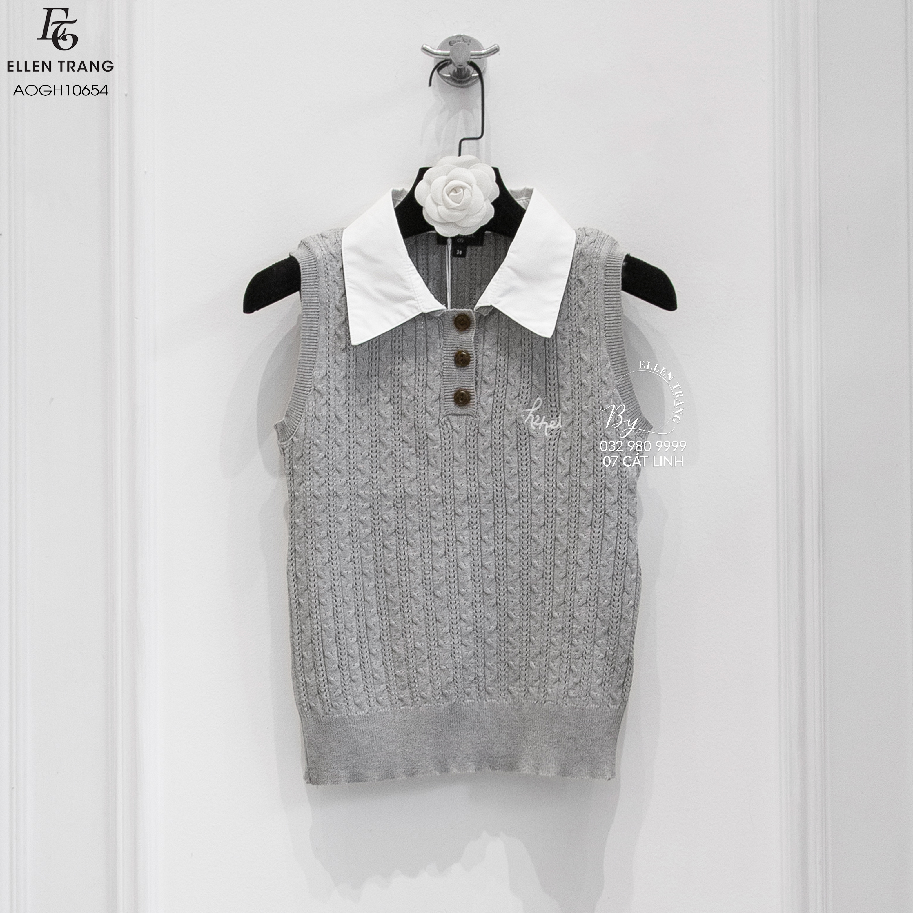 ÁO SÁT NÁCH GHI CỔ TRẮNG C&N