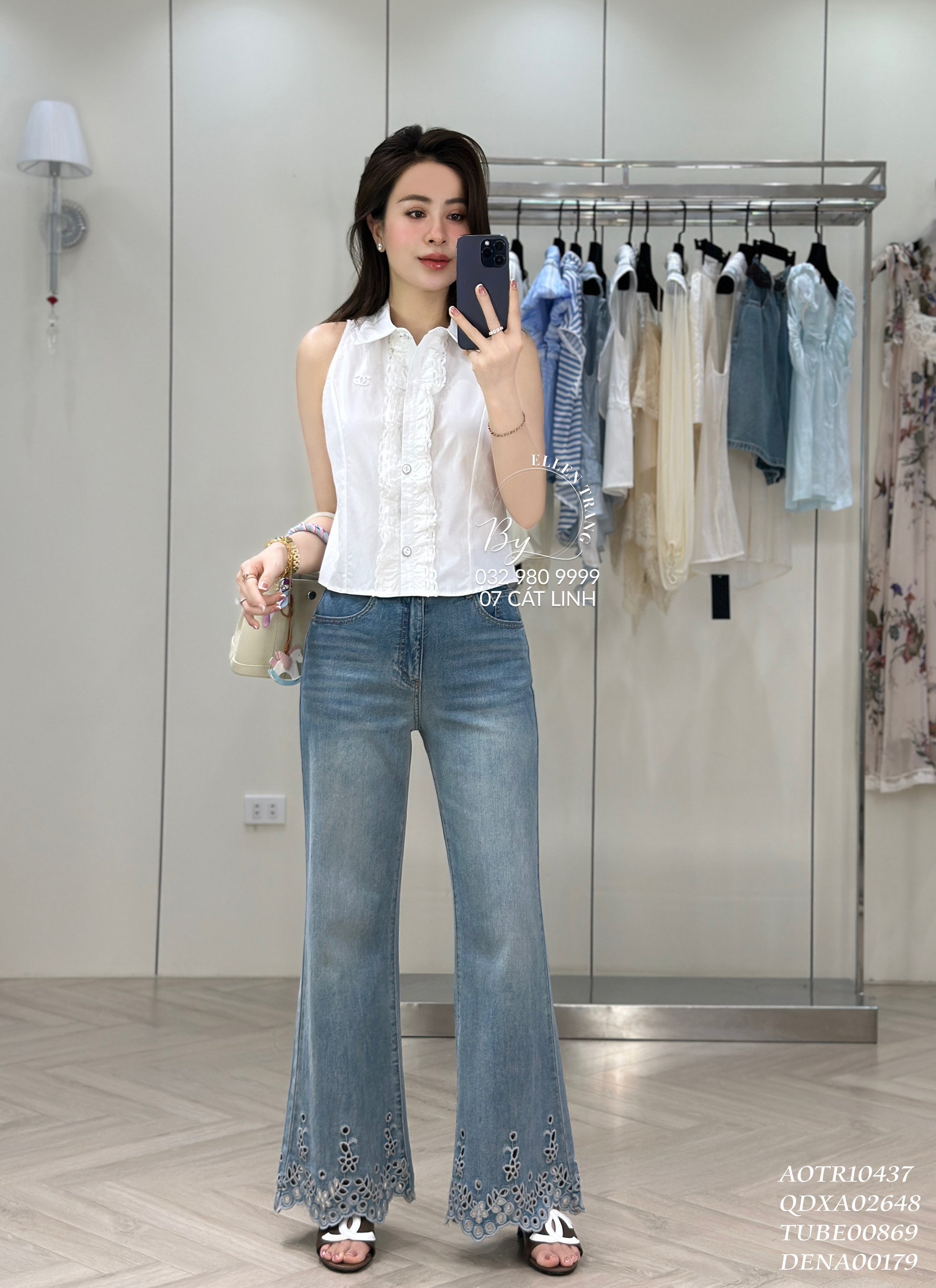 ÁO SƠ MI TRẮNG SÁT NÁCH CÚC CHANEL VIỀN BÈO