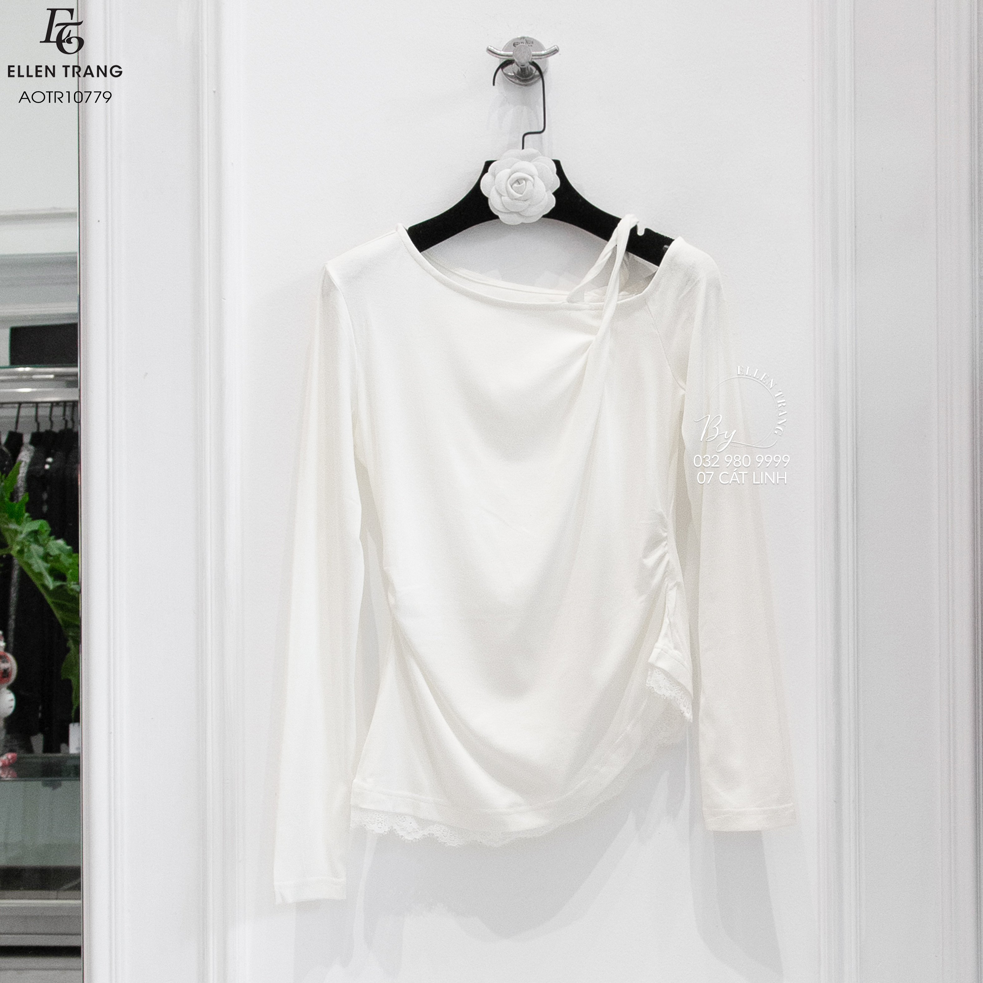ÁO TRẮNG CỔ LỆCH HỞ VAI DÚM EO CẠP REN