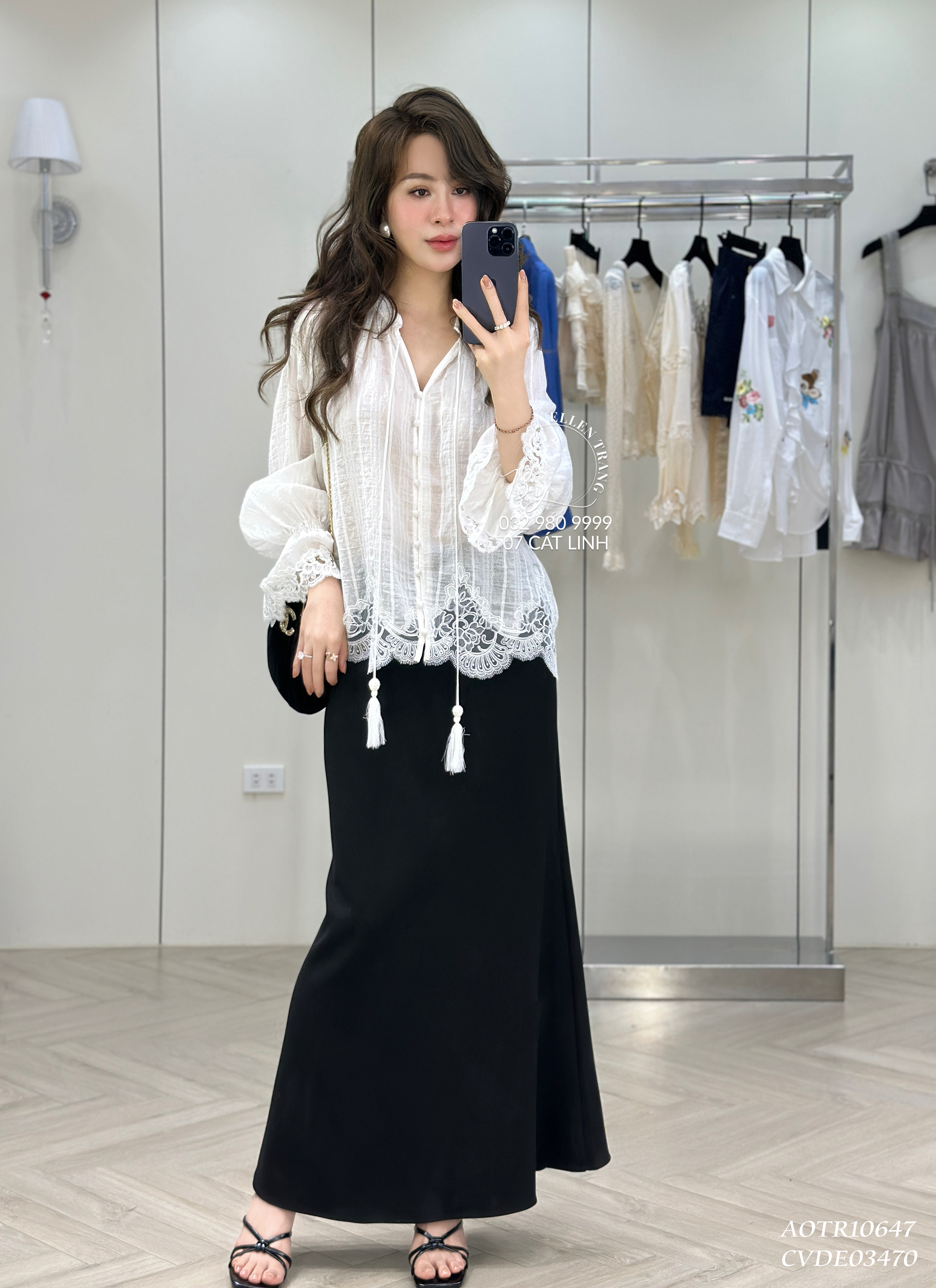 ÁO TRẮNG CÚC TRÒN GẤU REN HOA