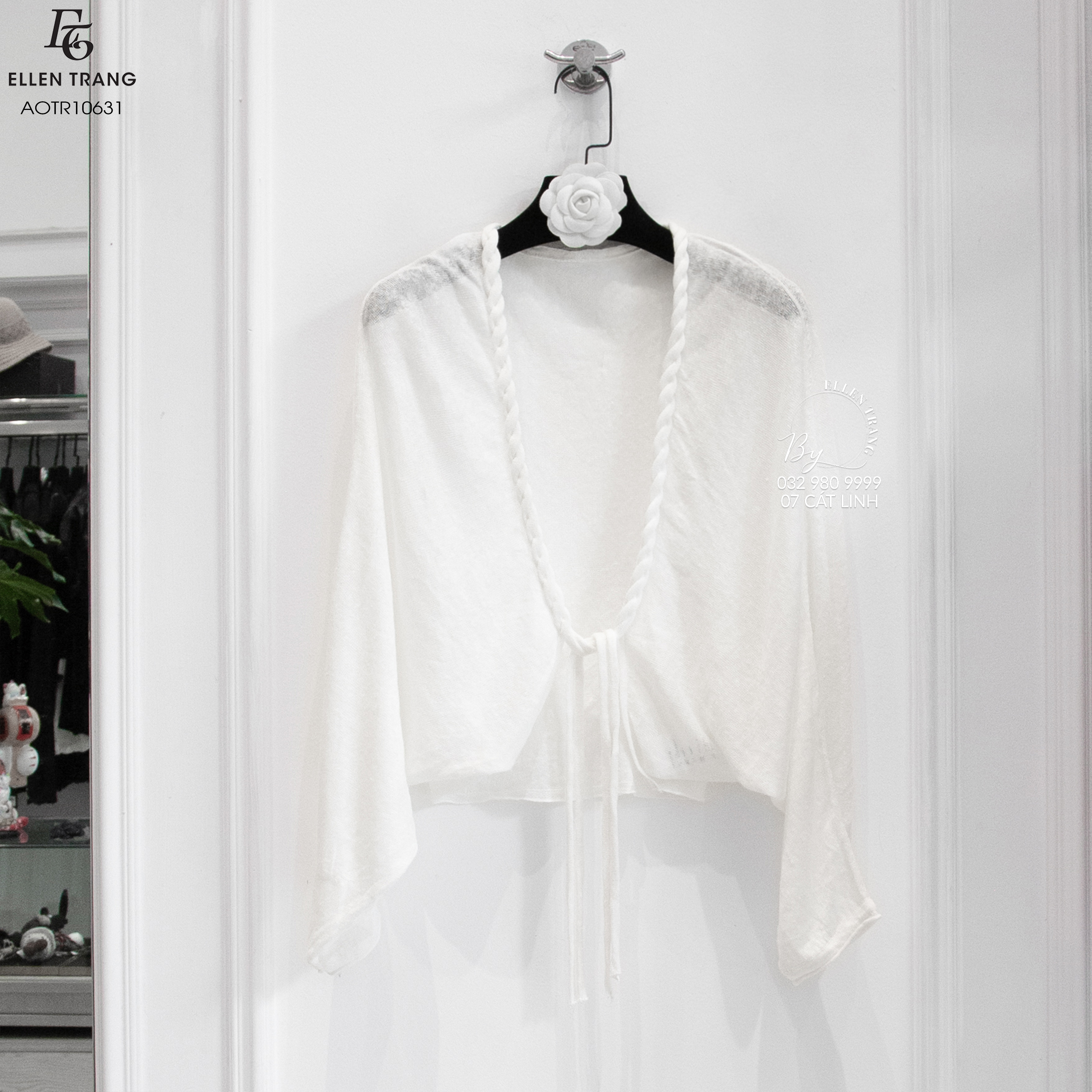 ÁO TRẮNG DÀI TAY VIỀN DÂY XOẮN