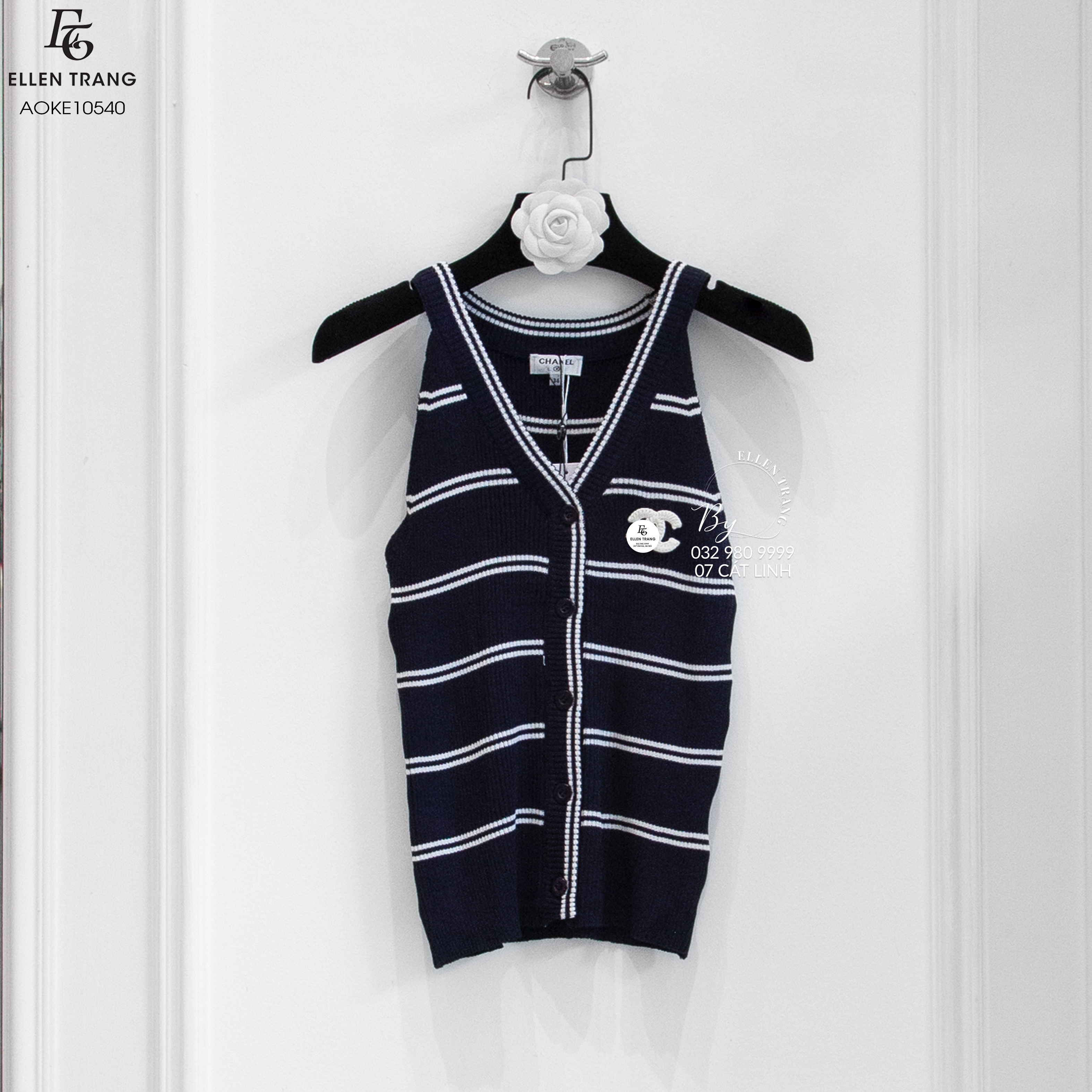 ÁO XANH THAN SÁT NÁCH KẺ TRẮNG CHANEL