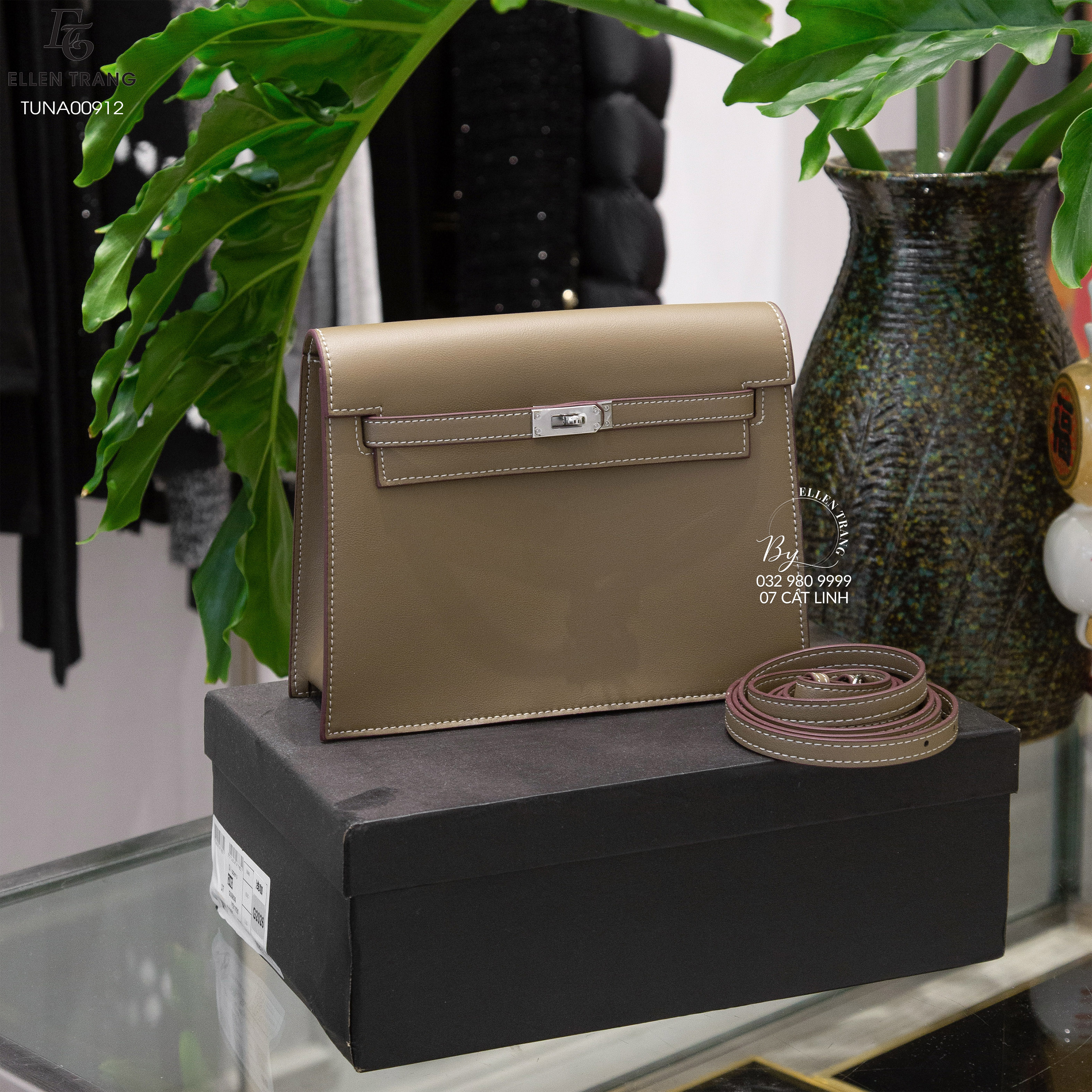 TÚI NÂU DA KÈM KHĂN VÀ TAG HÌNH NGỰA H&M