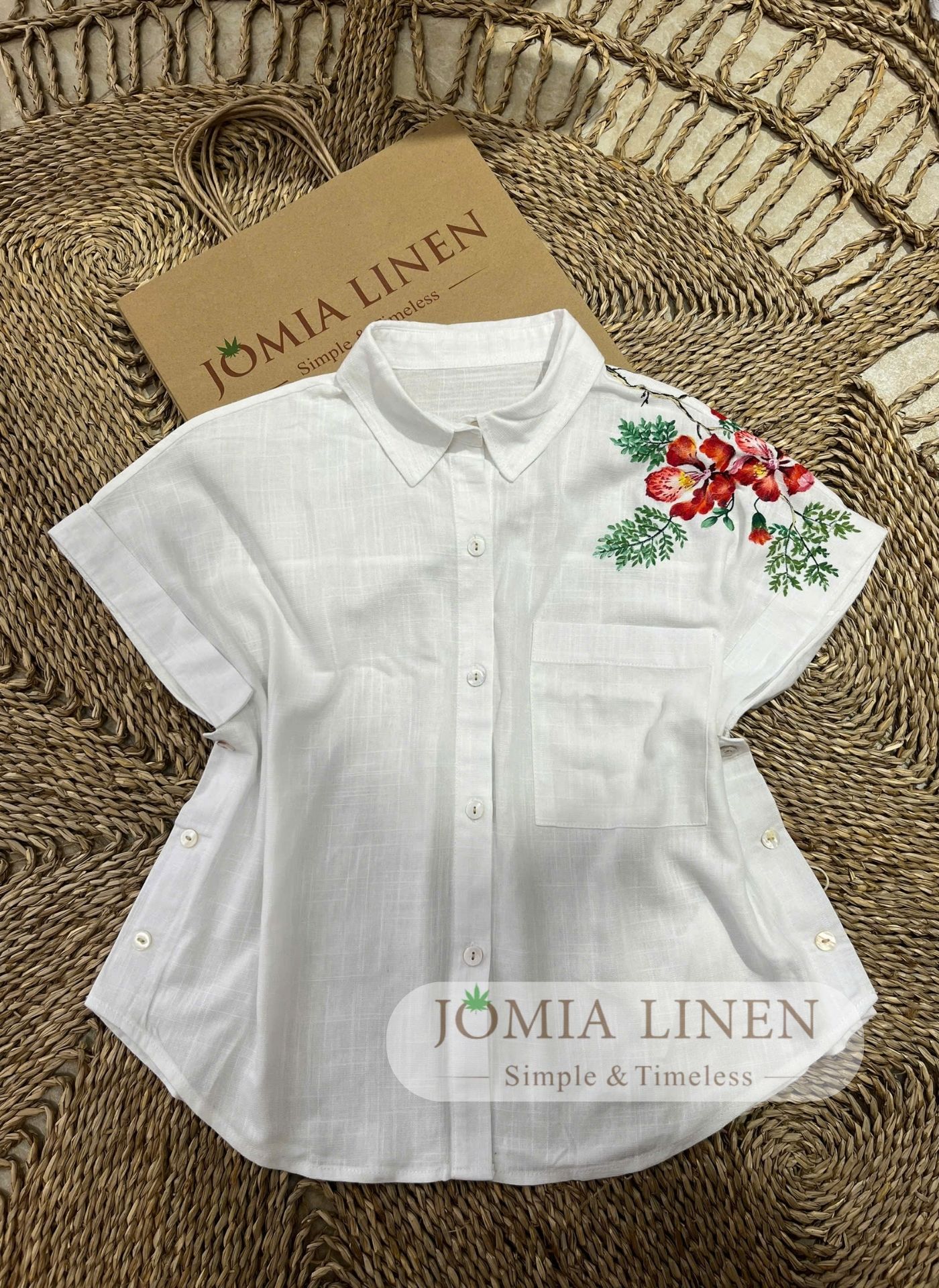 Áo Sơmi Linen Ivory Vẽ Tay Hoa Đỏ Cam Vai