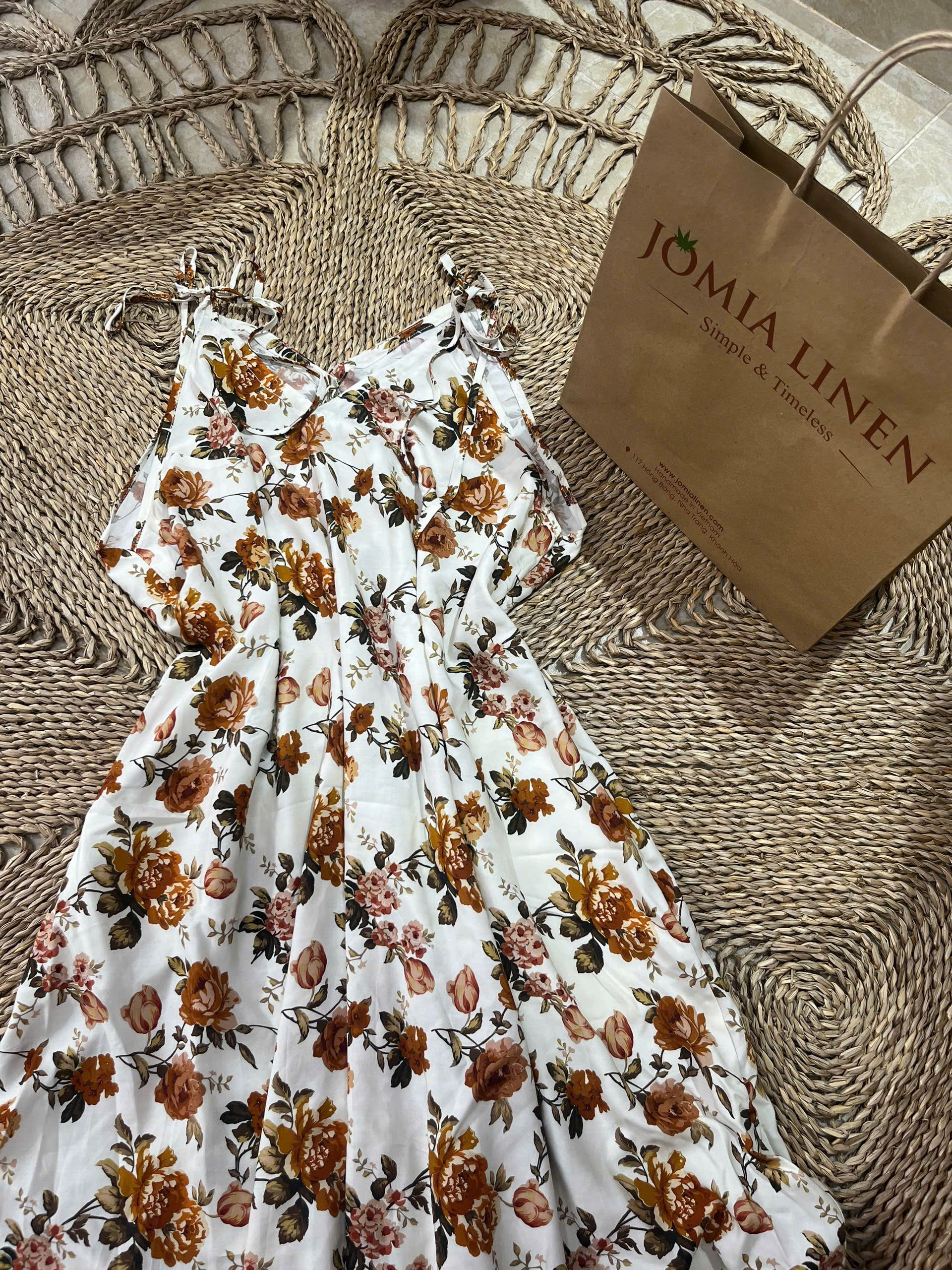 Đầm Maxi Hai Dây Hoa Vintage JOMIA LINEN