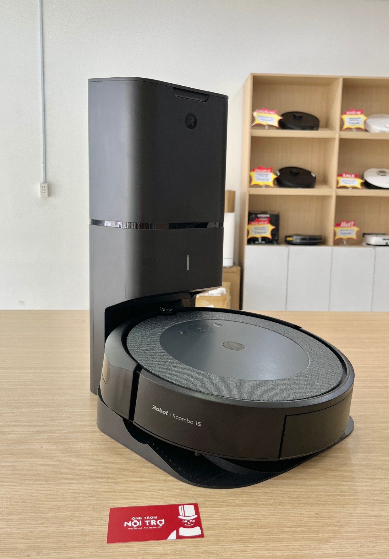 IROBOT ROOMBA I5 PLUS _ QUỐC TẾ