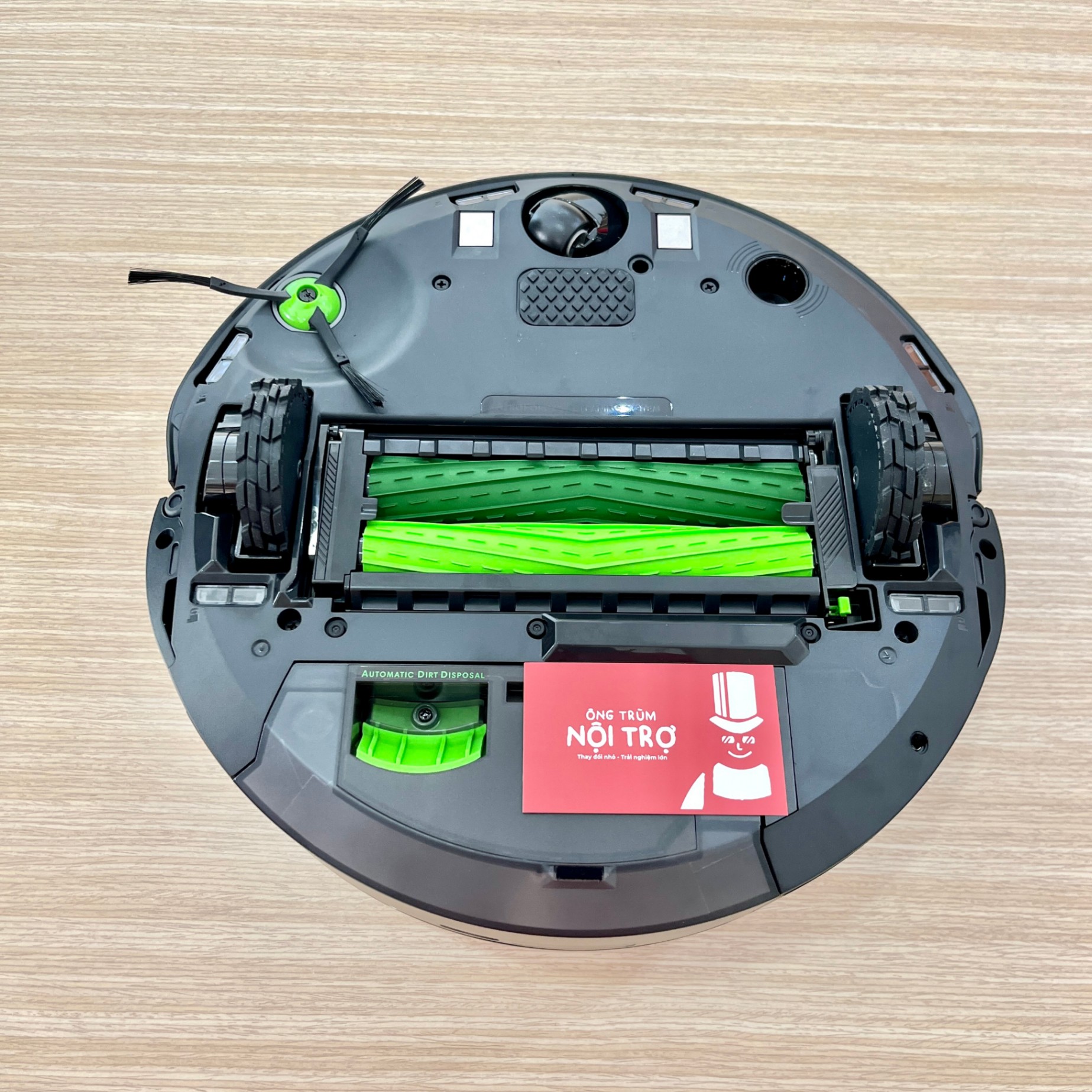 IROBOT ROOMBA J9 PLUS COMBO _ TRƯNG BÀY