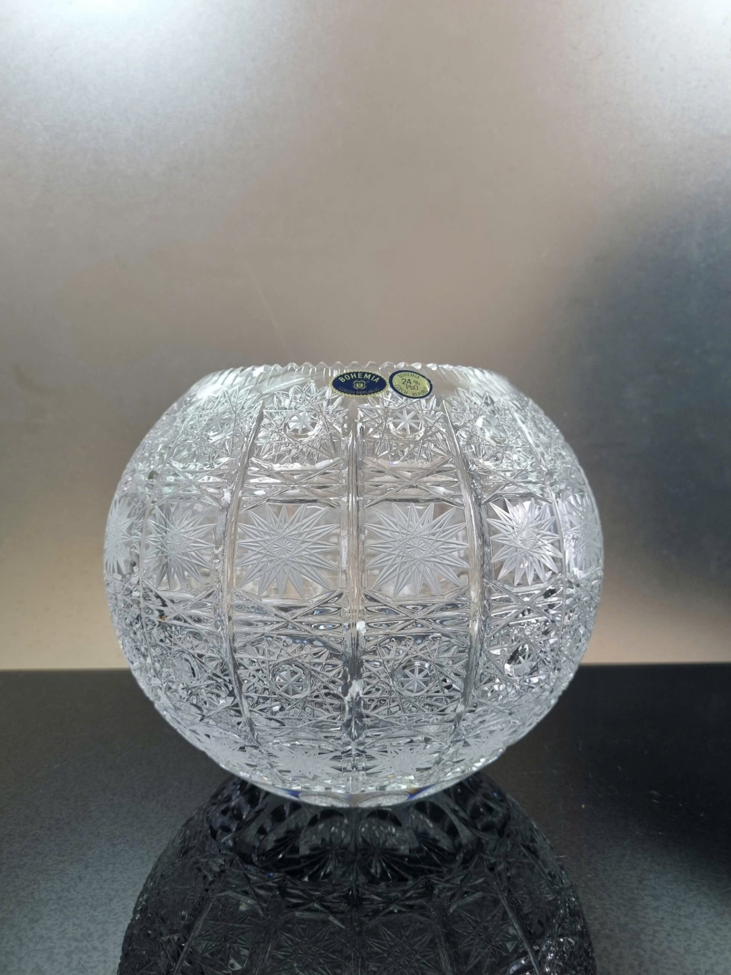 LỌ CẦU TRÒN PHA LÊ 205MM/ MÀI 57