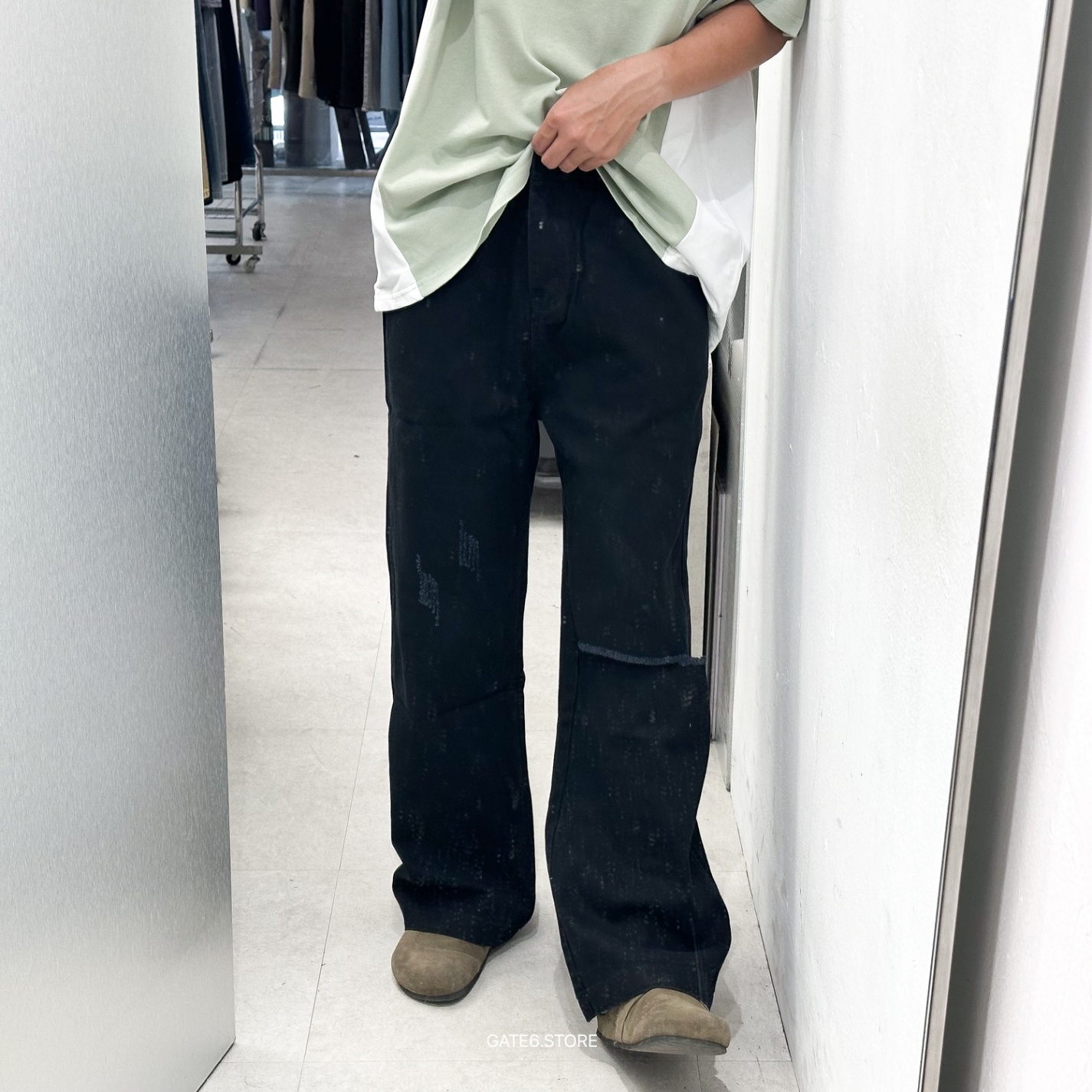 Jean NR trơn rách gối 537