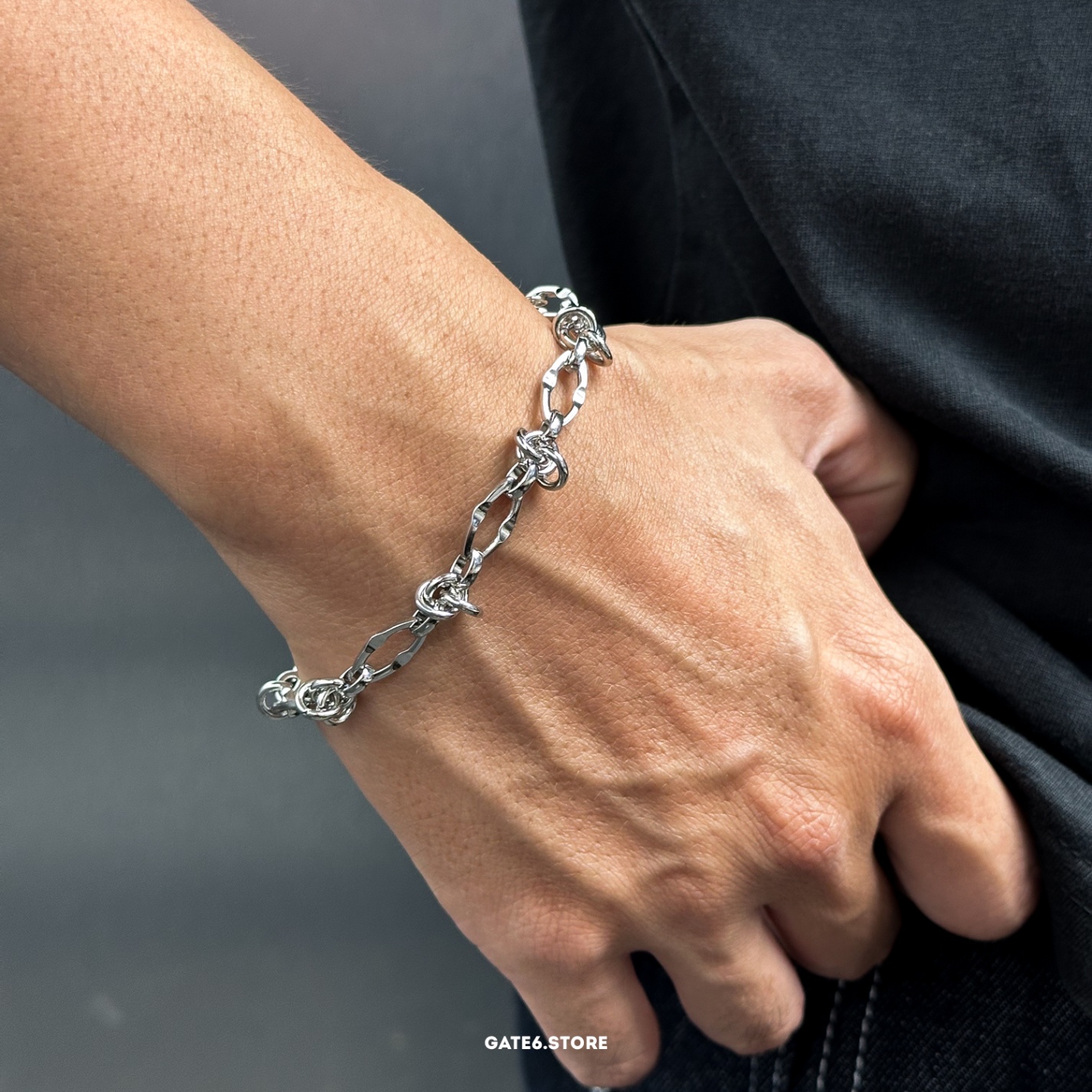 Vòng tay YW Barbed wire 226