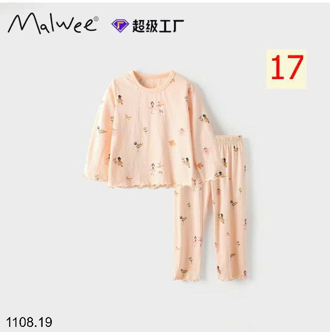 26HA1108.19 - BỘ THU ĐÔNG MẶC NHÀ BÉ GÁI MALWEE