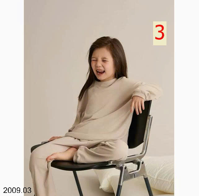 26HA2009.03 - BỘ THU ĐÔNG MẶC NHÀ CHO BÉ YÊU