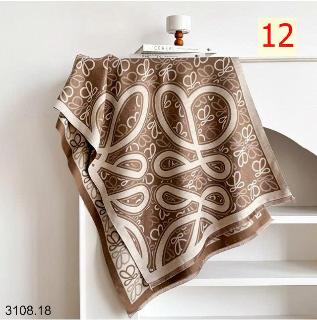 26HA3108.18 - KHĂN CHOÀNG CỔ CASHMERE GIẢ HỌA TIẾT BƯỚM