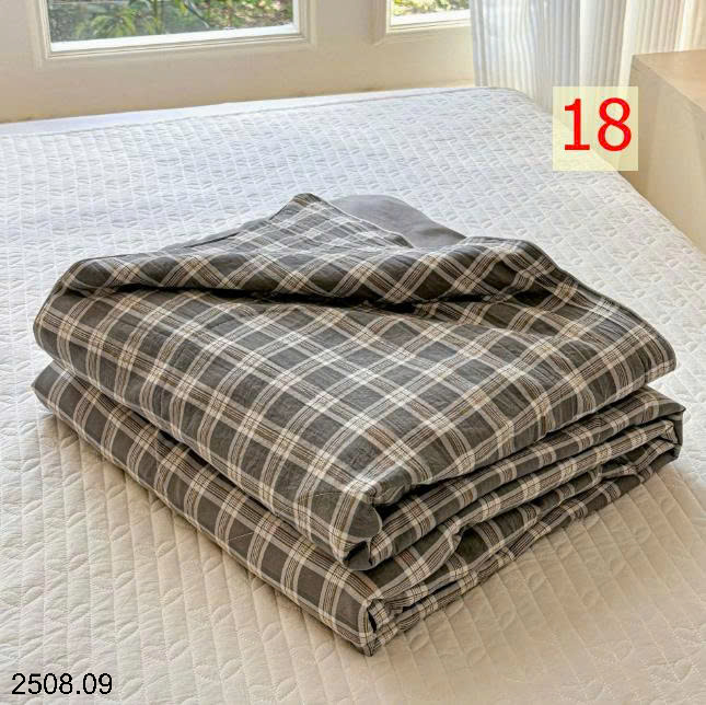26HA2508.09 - SANDAL BOBDOG BÉ GÁI