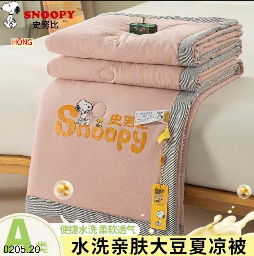 26HA0205.20 - CHĂN SNOOPY