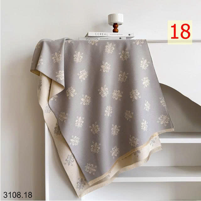 26HA3108.18 - KHĂN CHOÀNG CỔ CASHMERE GIẢ HỌA TIẾT BƯỚM