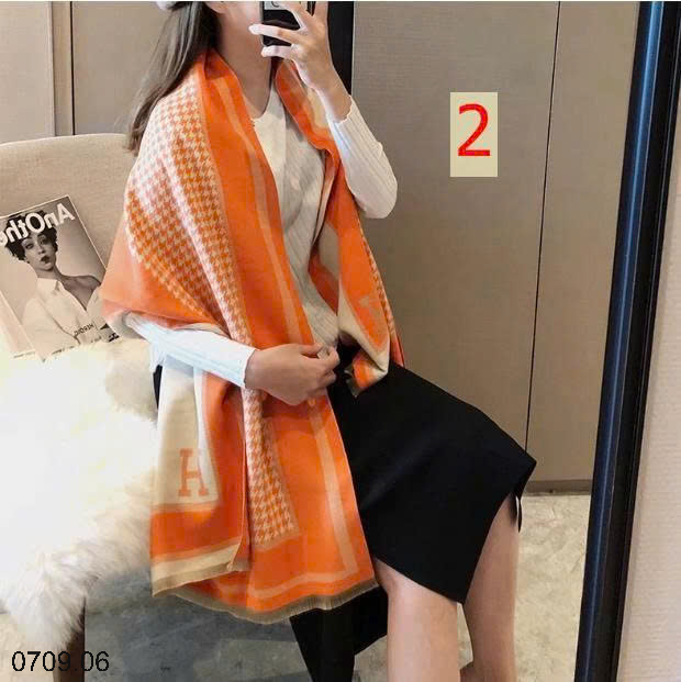 26HA0709.06 - KHĂN CHOÀNG MÙA ĐÔNG