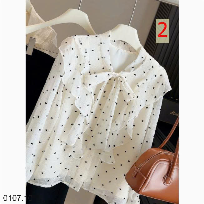 26HA0107.10 - ÁO CHẤM BI VIỀN BÈO ANNA