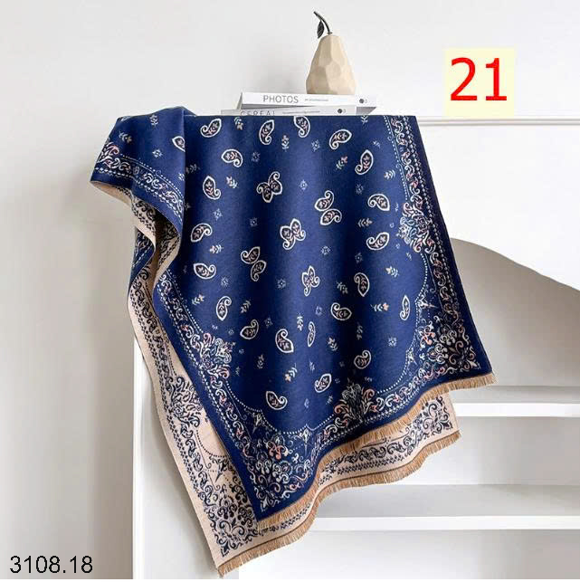 26HA3108.18 - KHĂN CHOÀNG CỔ CASHMERE GIẢ HỌA TIẾT BƯỚM