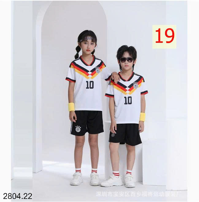 26HA2804.22 - BỘ THỂ THAO CHO BÉ