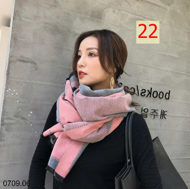 26HA0709.06 - KHĂN CHOÀNG MÙA ĐÔNG