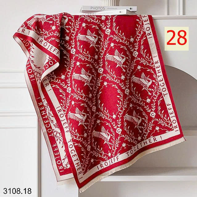 26HA3108.18 - KHĂN CHOÀNG CỔ CASHMERE GIẢ HỌA TIẾT BƯỚM