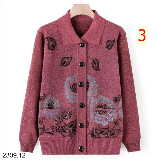 26HA2309.12 - ÁO LEN CARDIGAN HOA TÚI HÔNG TRUNG NIÊN