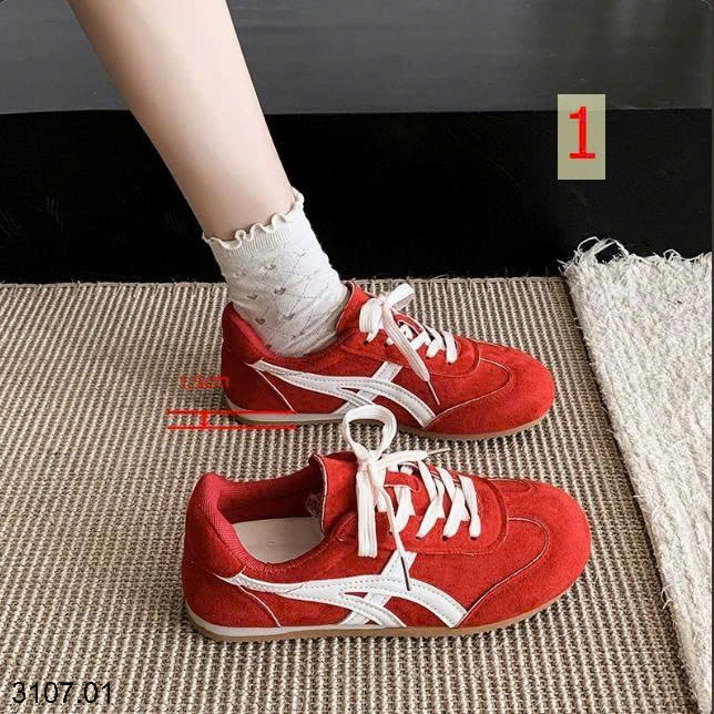 26HA3107.01 - GIÀY THỂ THAO NỮ ĐẾ MỀN