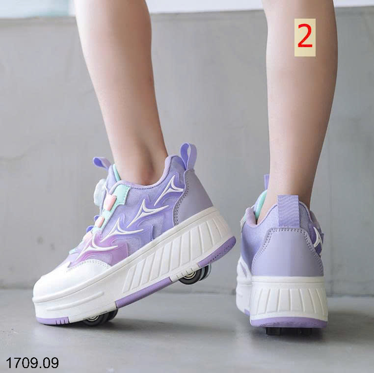 26HA1709.09 - GIÀY ĐẾ CÓ BÁNH XE CHO BÉ