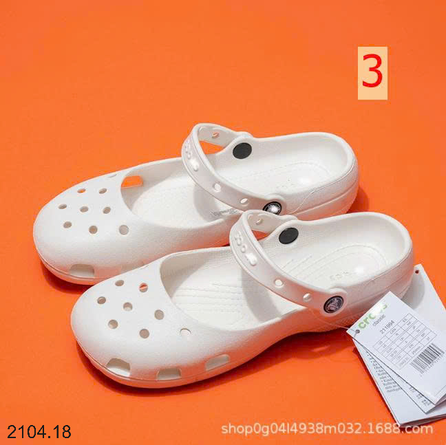 26HA2104.18 - DÉP CROCS BÍT MŨI