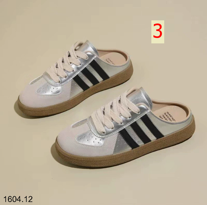 26HA1604.12 - SỤC THỂ THAO VẠCH SỌC CHO NỮ