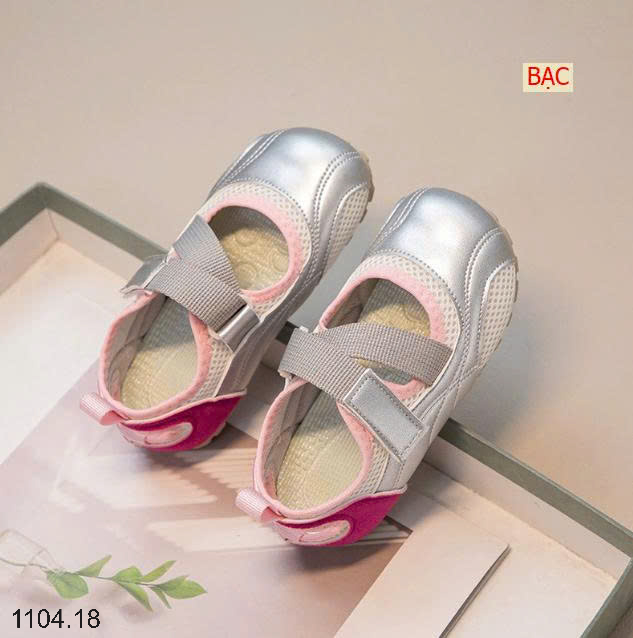 26HA1104.18 - GIÀY ĐẾ BỆT THOÁNG KHÍ BÉ GÁI