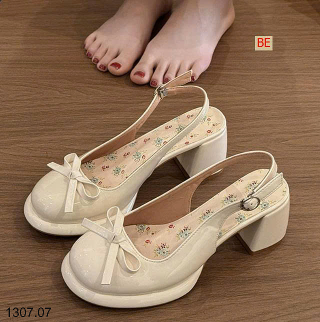 26HA1307.07 - GIÀY SANDAL HỞ GÓT ĐẾ VUÔNG NỮ