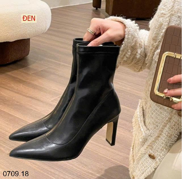 26HA0709.18 - BỐT MŨI NHỌN CỔ NGẮN CHO NỮ