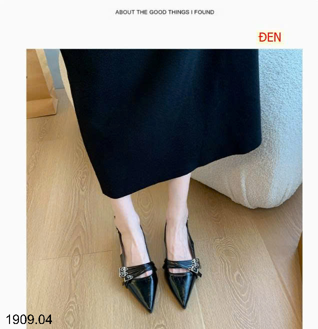 26HA1909.04 - GIÀY SANDAL MŨI NHỌN ĐẾ THẤP