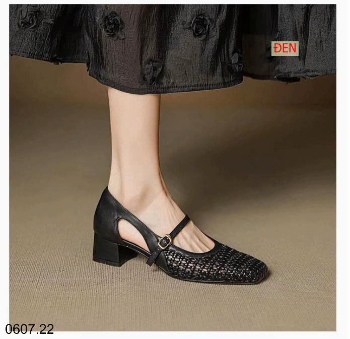 26HA0607.22 - SANDAL BÍT MŨI KIỂU PHÁP MARY JANE THOÁNG KHÍ