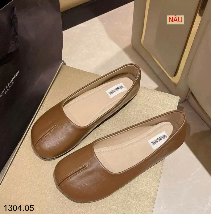 26HA1304.05 - GIÀY DA MỀN ĐẾ BẰNG CHO NỮ